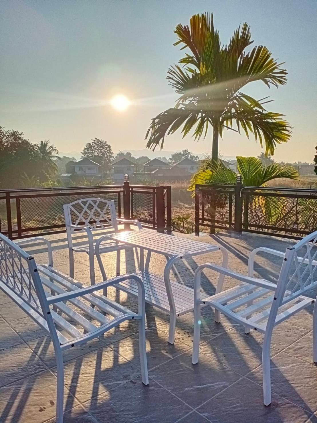 Chiangkham Grand Villa - Sha Certified Chiang Kham Exteriér fotografie